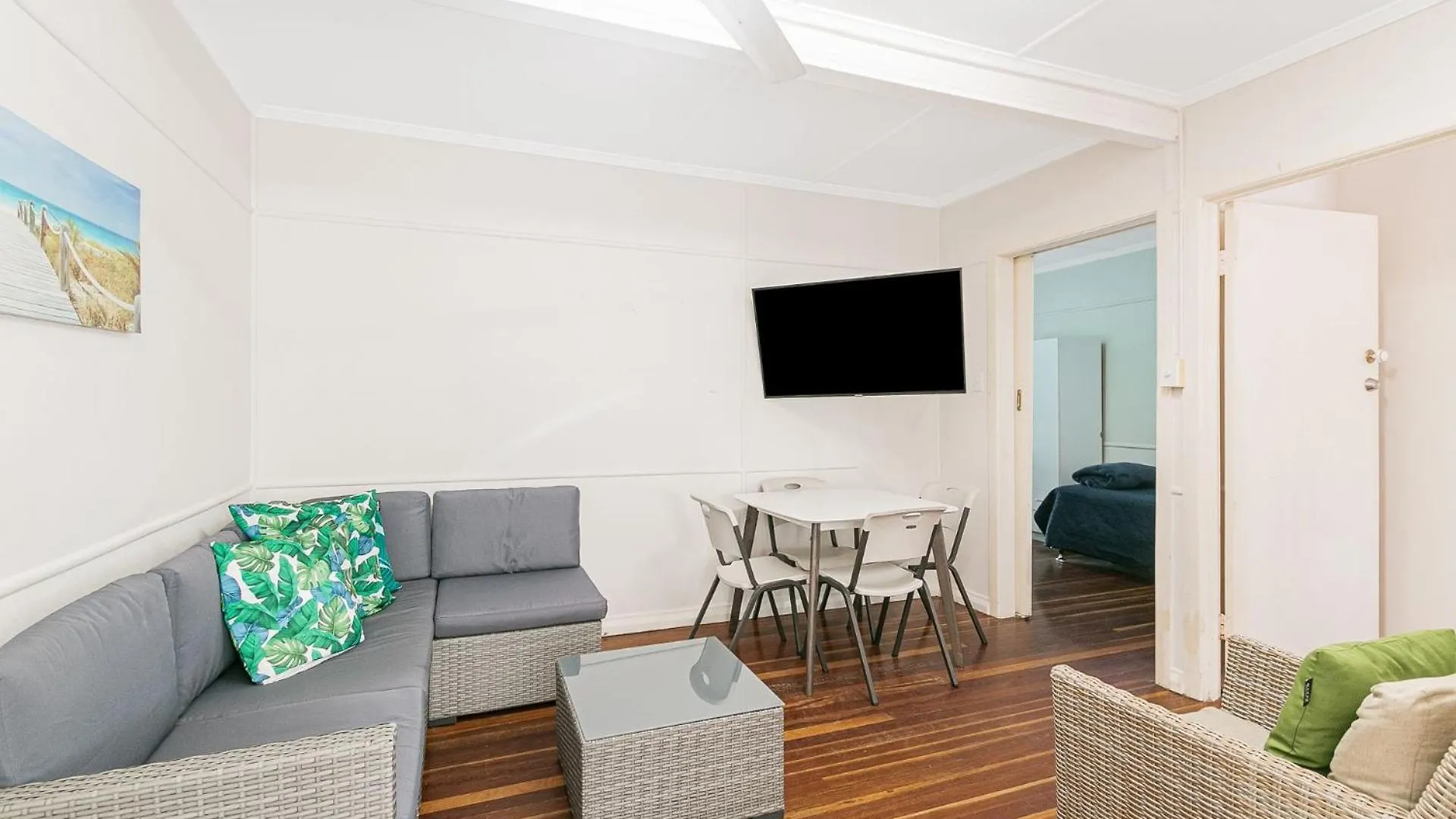 Tondio Terrace Flat 5 - Pet Friendly Apartment Gold Coast